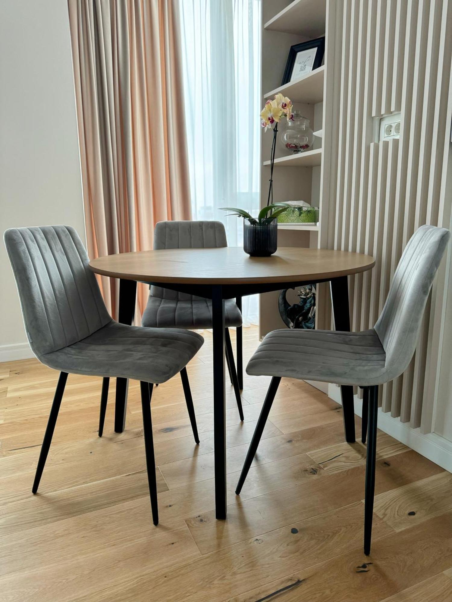 Stylish Apartment Getaway With Self Check-In And Free Parking Lot أراد المظهر الخارجي الصورة